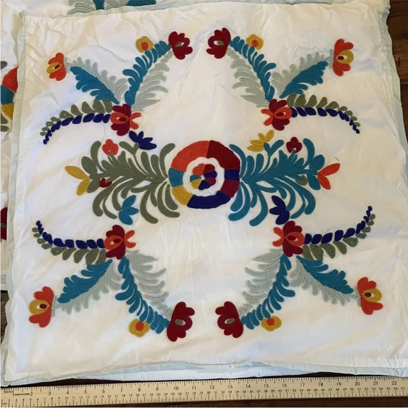 2 euro Embroidered shams - Picture 2 of 7